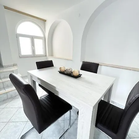 Pavi Appartement Baška Voda