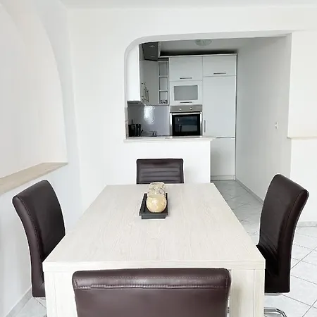 Appartement Pavi Baška Voda